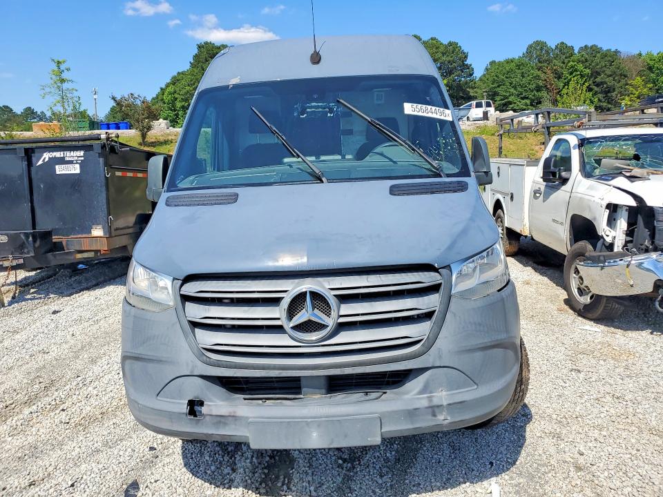 2019 Mercedes-benz Sprinter 2500 VIN WD4PF1CDXKP121362 COPART salvage auction — ALL OVER, Ga - Certificate Of Title, sold $9,200 on 2026-07-29 (photo 5)