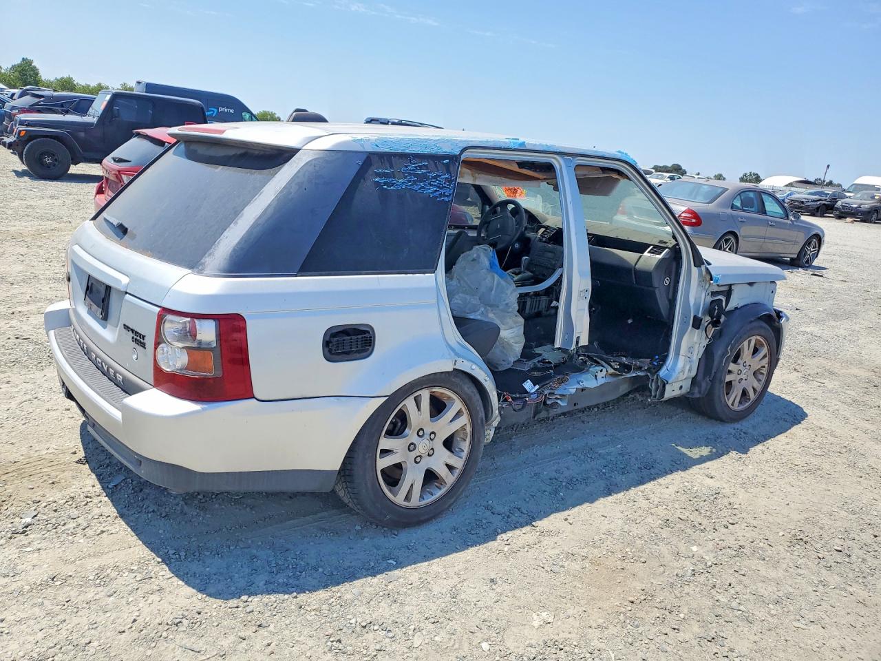 2007 Land Rover Range Rover Sport VIN SALSF25497A987242 COPART salvage auction — Side, CA - DIS/DLR/EXP ONLY LIEN PAPERS, sold $100 on 2026-07-03 (photo 3)