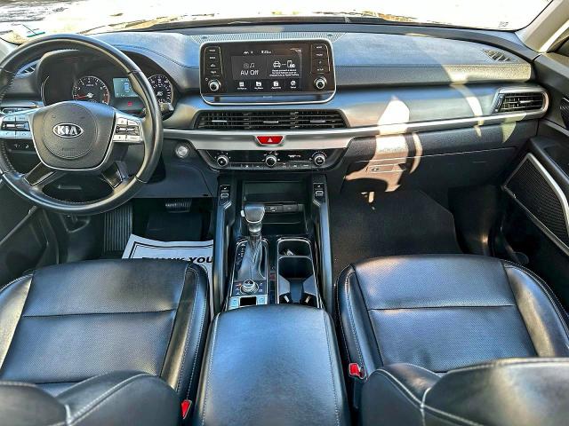 2020 Kia Telluride VIN 5XYP6DHCXLG026848 COPART salvage auction — MINOR DENT/SCRATCHES, MA - CERTIFICATE OF TITLE (P), sold $10,400 on 2026-07-17 (photo 9)