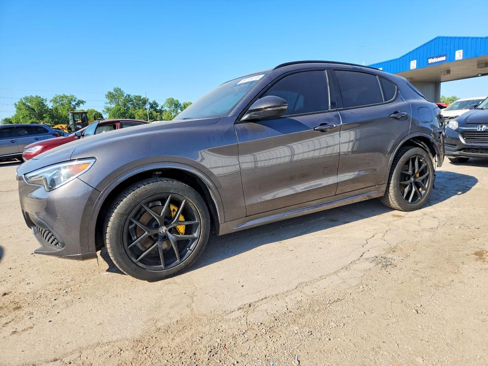 2021 Alfa romeo Stelvio VIN ZASPAKBN5M7D02601 COPART salvage auction — REAR END, IN - CERT OF TITLE-SALVAGE TITLE, sold $100 on 2026-08-10 (photo 1)