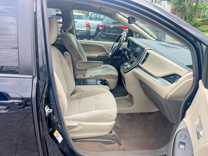 2018 Toyota Sienna VIN 5TDKZ3DC7JS903233 COPART salvage auction — MINOR DENT/SCRATCHES, Wv - Certificate Of Title (P), sold $6,300 on 2026-07-15 (photo 5)