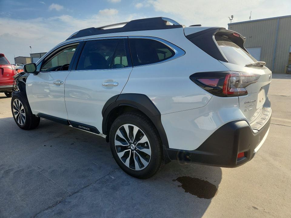 2024 Subaru Outback VIN 4S4BTAPC8R3201657 COPART salvage auction — FRONT END, Tx - Salvage Vehicle Title, sold $10,500 on 2026-07-27 (photo 2)