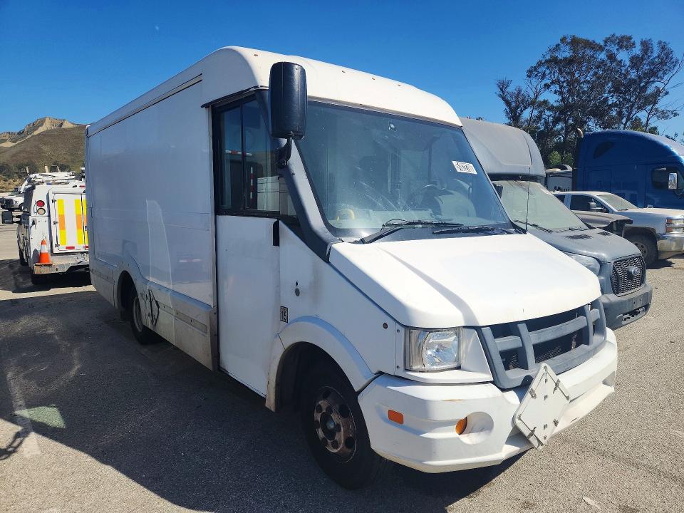 2015 Isuzu Npr VIN JALB4T177F7W00443 COPART salvage auction — MINOR DENT/SCRATCHES, Ca - Certificate Of Title, sold $175 on 2026-07-14 (photo 4)