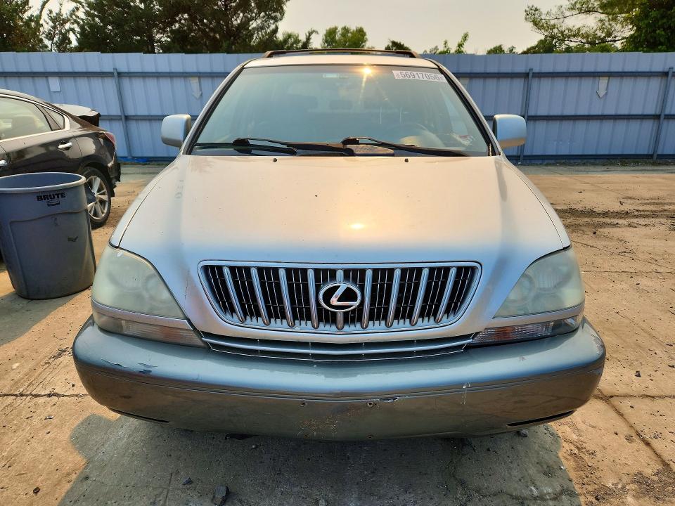 2001 Lexus Rx 300 VIN JTJHF10U310232164 COPART salvage auction — MINOR DENT/SCRATCHES, Nj - Certificate Of Title, sold $400 on 2026-07-13 (photo 5)