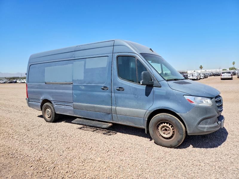 2019 Mercedes-benz Sprinter VIN WD4PF1CD2KP136339 COPART salvage auction — SIDE, Az - Certificate Of Title, sold $7,800 on 2026-07-29 (photo 9)