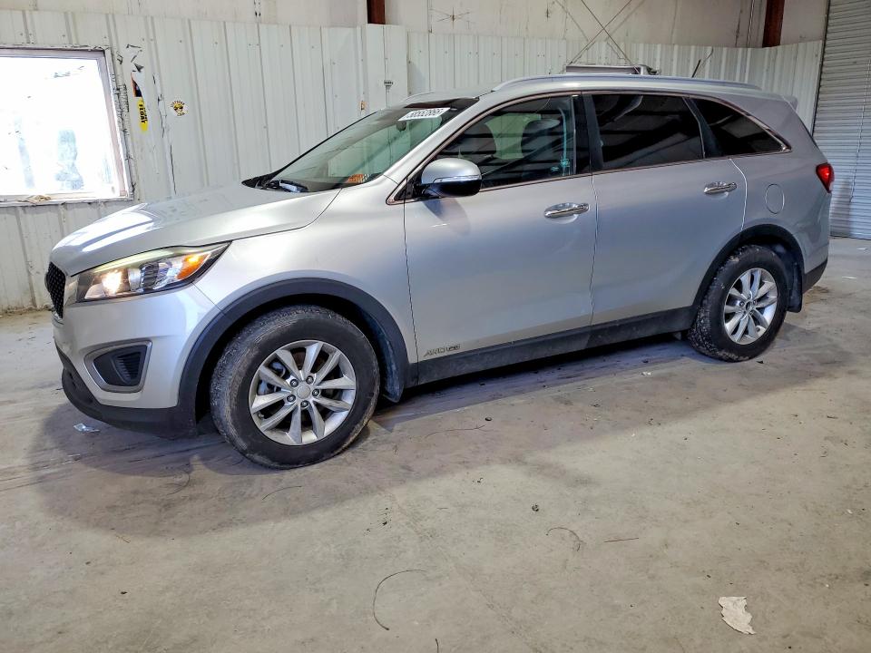 2016 Kia Sorento VIN 5XYPGDA55GG109022 COPART salvage auction — MINOR DENT/SCRATCHES, Wv - Certificate Of Title, sold $3,000 on 2026-07-16 (photo 1)