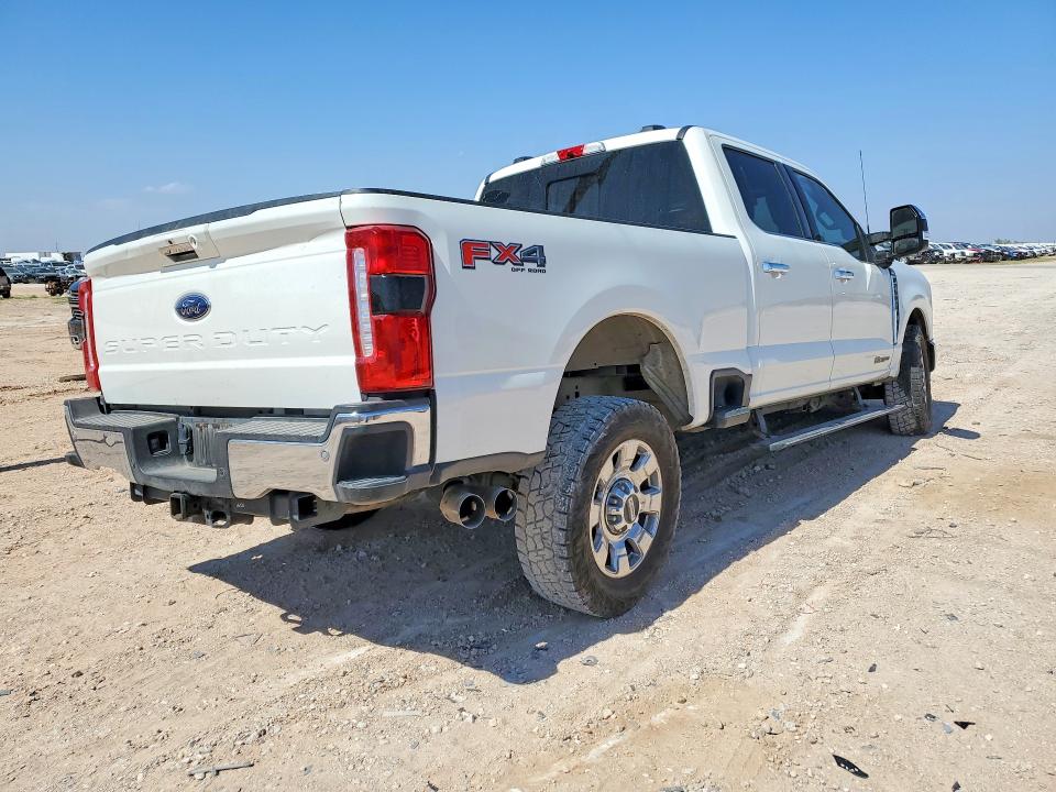 2024 Ford VIN 1FT8W2BT4RED42622 COPART salvage auction — FRONT END, Tx - Salvage Vehicle Title, sold $26,500 on 2026-09-02 (photo 3)