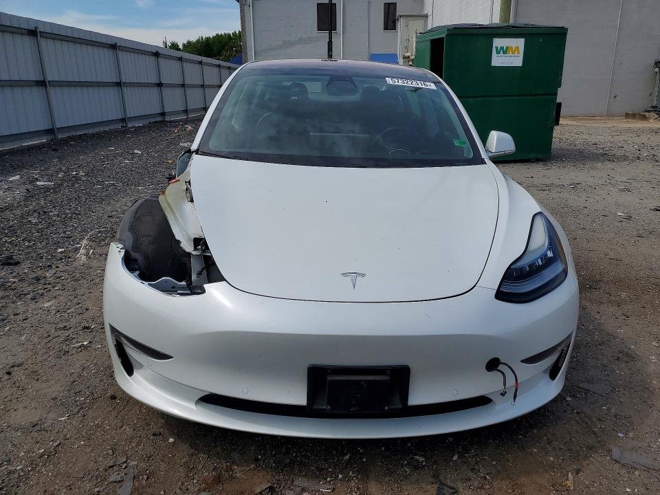 2018 Tesla Model 3 VIN 5YJ3E1EB0JF185667 COPART salvage auction — SIDE, VA - CERT OF TITLE - SALVAGE, sold $6,700 on 2026-07-29 (photo 5)