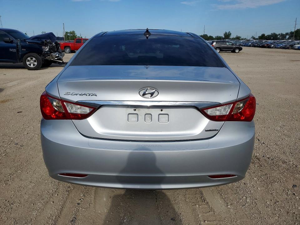 2012 Hyundai Sonata VIN 5NPEC4AC4CH461612 COPART salvage auction — HAIL, Ia - Salvage W/Salvage History, sold $80 on 2026-07-29 (photo 6)
