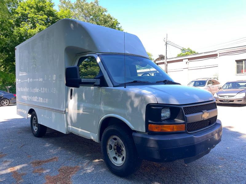 2014 Chevrolet Express VIN 1GB0G2CG8E1143526 COPART salvage auction — NORMAL WEAR, Me - Certificate Of Title (P), sold $1,700 on 2026-07-08 (photo 1)