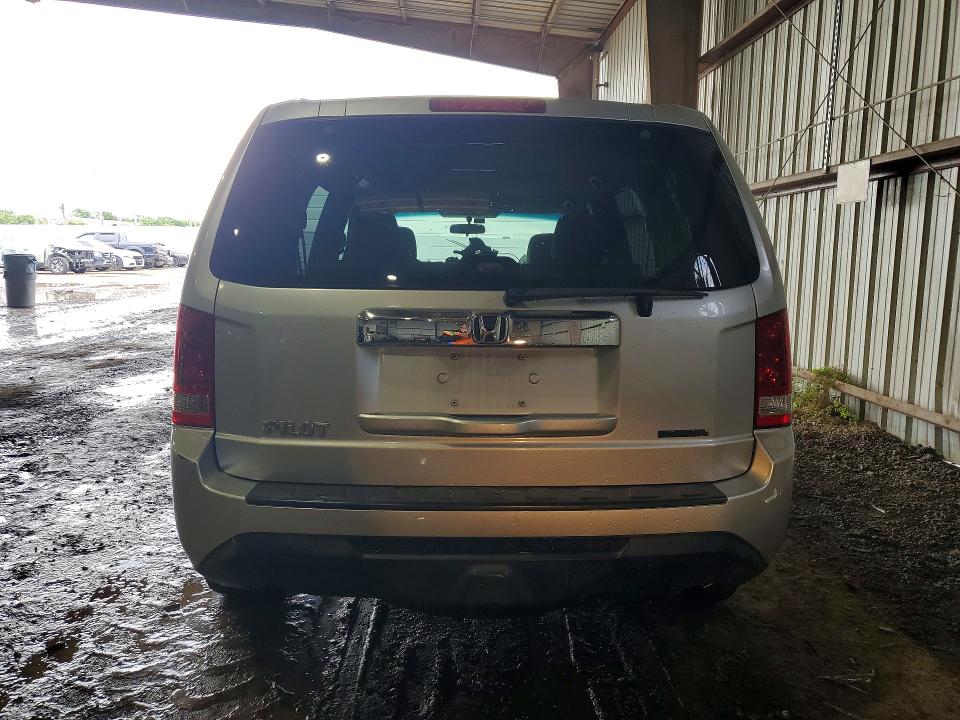 2012 Honda VIN 5FNYF3H45CB025041 COPART salvage auction — FRONT END, Tx - Salvage Vehicle Title, sold $600 on 2026-07-02 (photo 6)