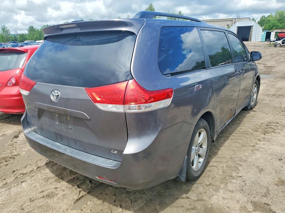 2013 Toyota Sienna VIN 5TDKK3DC8DS355882 COPART salvage auction — FRONT END, ON - PERMIT SALVAGE, sold $2,400 on 2026-07-14 (photo 3)