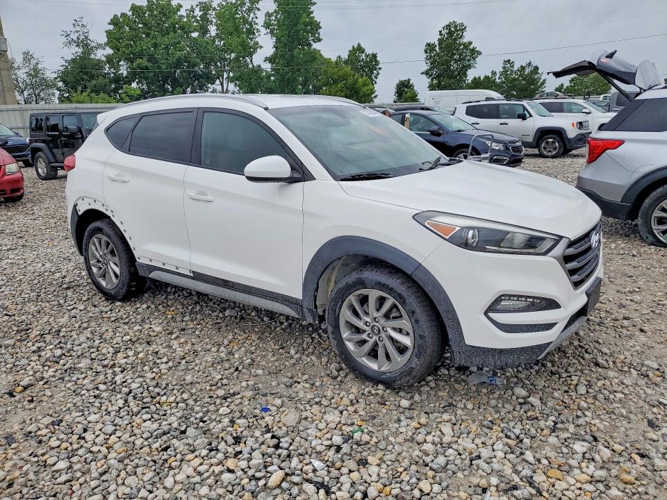 2018 Hyundai Tucson VIN KM8J3CA44JU764924 COPART salvage auction — NORMAL WEAR, Wv - Certificate Of Title, sold $4,100 on 2026-07-16 (photo 4)