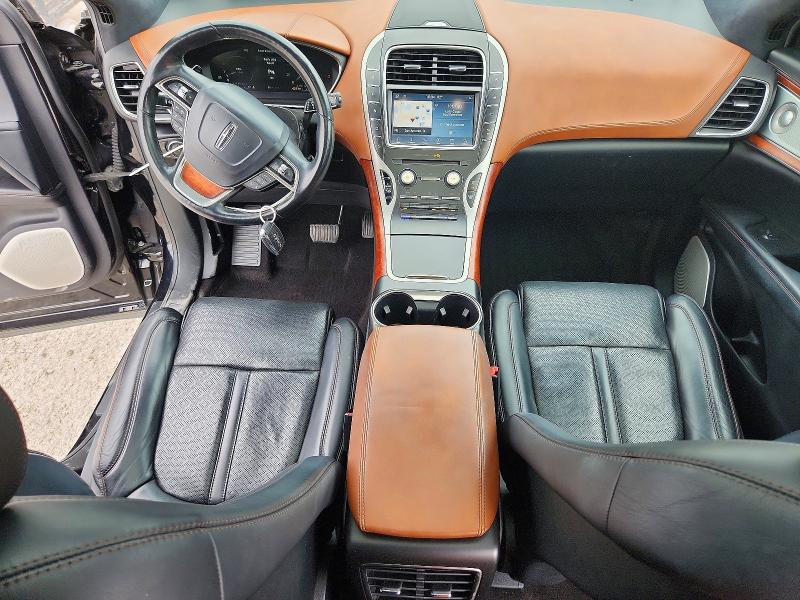 2019 Lincoln VIN 2LMPJ9JP2KBL41462 COPART salvage auction — FRONT END, Tx - Salvage Vehicle Title, sold $6,400 on 2026-07-02 (photo 8)