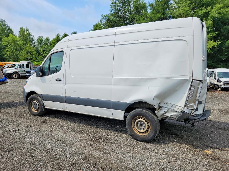 2022 Mercedes-benz Sprinter VIN W1Y4EBHY4NT086696 COPART salvage auction — REAR END, Ny - Mv-907A Salvage Certificate, sold $350 on 2026-07-29 (photo 2)