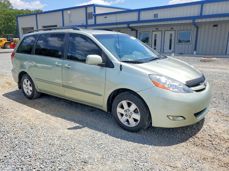 2010 Toyota Sienna VIN 5TDYK4CC8AS306663 COPART salvage auction — REAR END, NC - SALVAGE CERTIFICATE OF TITLE, sold $550 on 2026-07-30 (photo 4)
