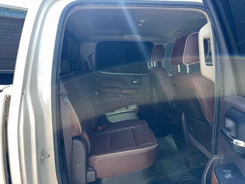 2015 Chevrolet VIN 3GCUKTEC7FG117059 COPART salvage auction — MINOR DENT/SCRATCHES, Tx - Certificate Of Title (P), sold $7,100 on 2026-07-06 (photo 6)