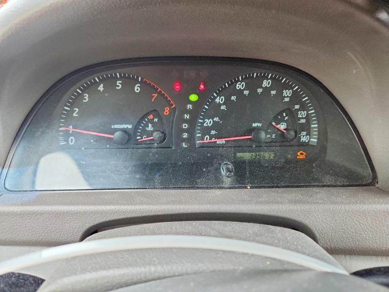 2004 Toyota Camry VIN JTDBE32K140261377 COPART salvage auction — MINOR DENT/SCRATCHES, NJ - CERTIFICATE OF TITLE, sold $400 on 2026-07-15 (photo 9)
