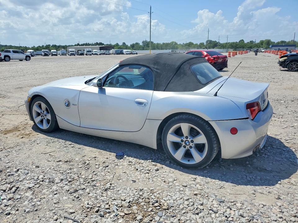 2006 BMW Z4 VIN 4USBU33526LW67952 COPART salvage auction — MINOR DENT/SCRATCHES, Tx - Certificate Of Title, sold $350 on 2026-07-09 (photo 2)