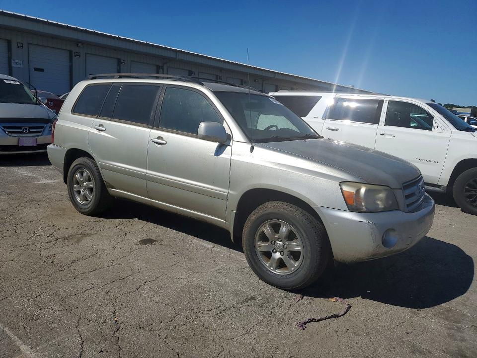 2005 Toyota Highlander VIN JTEEP21A950072435 COPART salvage auction — MINOR DENT/SCRATCHES, Salvage Title, sold $625 on 2026-07-30 (photo 4)