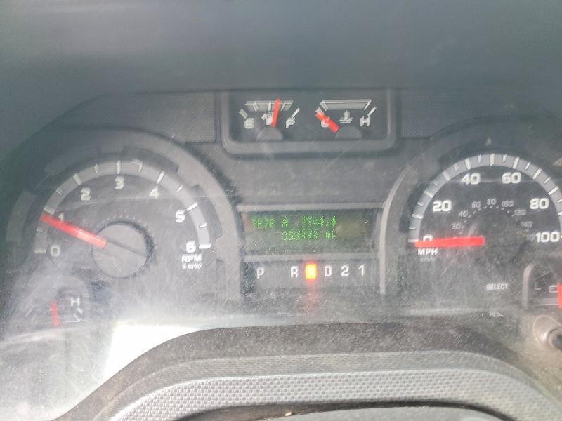 2011 Ford Econoline e350 VIN 1FBSS3BL1BDA35836 COPART salvage auction — MINOR DENT/SCRATCHES, Ca - Dis/Dlr/Exp Only Clean Title, sold $850 on 2026-07-02 (photo 9)