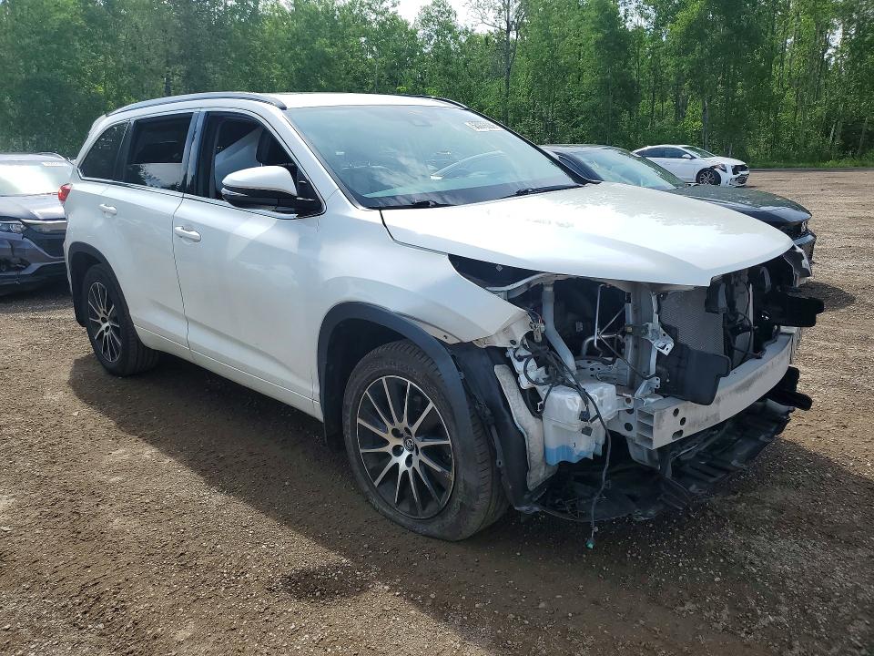 2017 Toyota Highlander VIN 5TDJZRFHXHS443857 COPART salvage auction — FRONT END, On - Permit No Brand - Unfit, sold $12,600 on 2026-07-16 (photo 4)