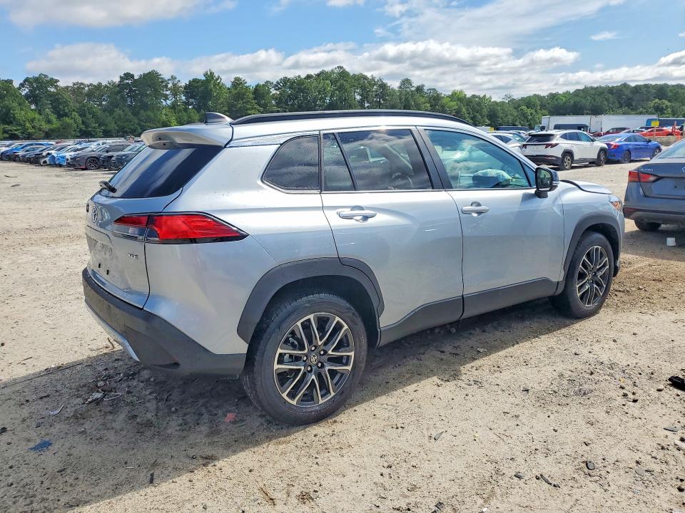 2026 Toyota Corolla cross VIN 7MUEAAAG8TV185555 COPART salvage auction — FRONT END, VA - CERT OF TITLE - SALVAGE, sold $8,100 on 2026-07-20 (photo 3)