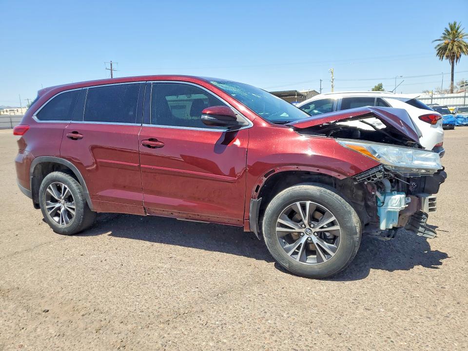 2017 Toyota Highlander VIN 5TDBZRFH7HS467148 COPART salvage auction — FRONT END, Ms - Certificate Of Title, sold $3,550 on 2026-07-02 (photo 4)