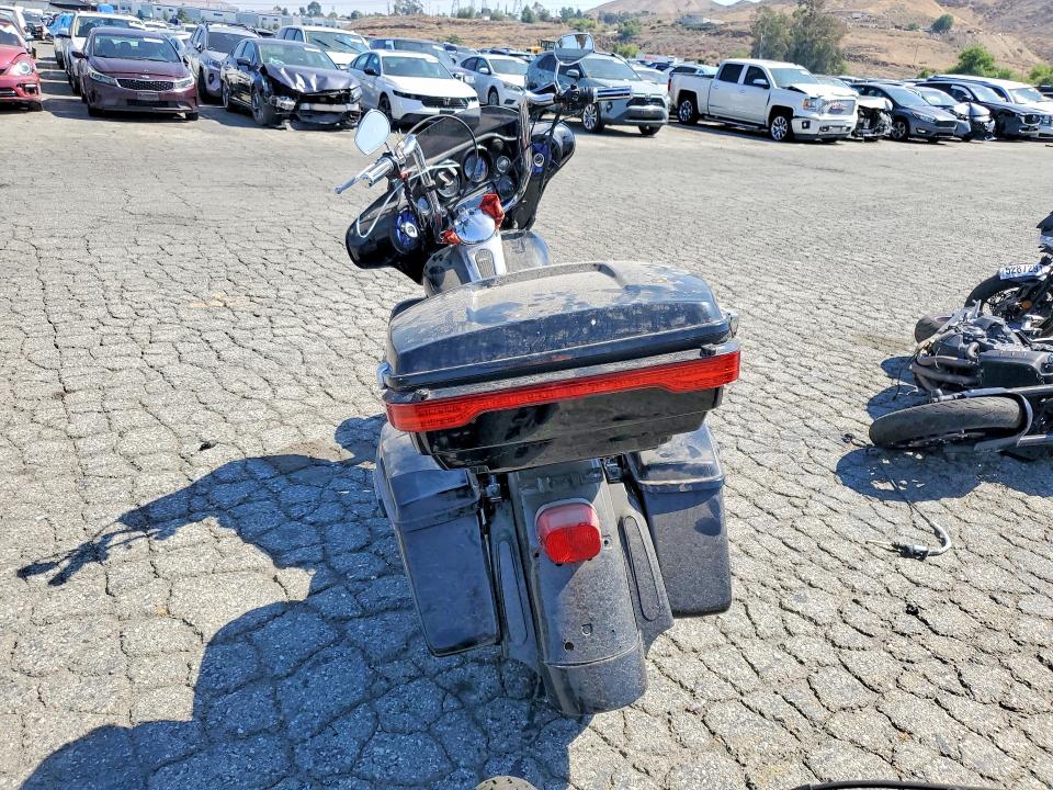 1995 Kawasaki Kz1000 VIN JKAKZCP22SB512805 COPART salvage auction — MINOR DENT/SCRATCHES, CA - LIEN PAPERS-CLEAN OR AC, sold $225 on 2026-07-27 (photo 4)