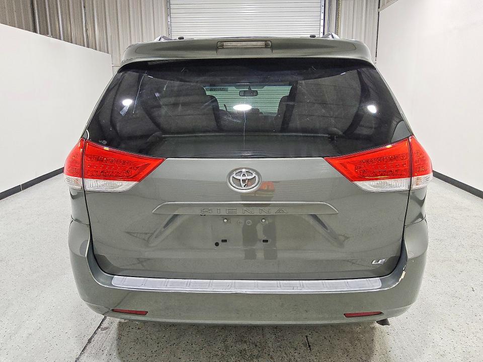 2011 Toyota Sienna VIN 5TDKK3DC4BS103012 COPART salvage auction — MECHANICAL, FL - CERTIFICATE OF TITLE, sold $1,800 on 2026-07-16 (photo 6)