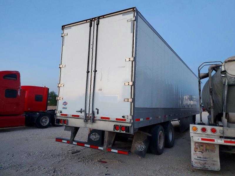 2025 Utility tr VIN 1UYVS2537S7391609 COPART salvage auction — SIDE, TX - SALVAGE VEHICLE TITLE, sold $1,100 on 2026-09-18 (photo 5)
