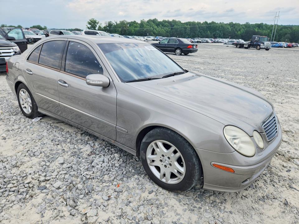 2006 Mercedes-benz E-class VIN WDBUF56J76A941959 COPART salvage auction — MINOR DENT/SCRATCHES, Ga - Certificate Of Title, sold $725 on 2026-07-13 (photo 4)