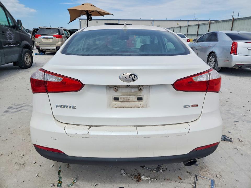 2014 Kia Forte VIN KNAFX4A81E5119832 COPART salvage auction — MECHANICAL, Tx - Certificate Of Title, sold $250 on 2026-07-02 (photo 6)