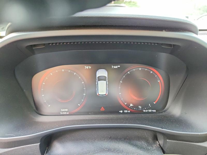 2019 Volvo Xc40 VIN YV4AC2HL0K2061617 COPART salvage auction — WATER/FLOOD, Md - Cert Of Salvage-Flood Damage, sold $5,900 on 2026-07-17 (photo 9)