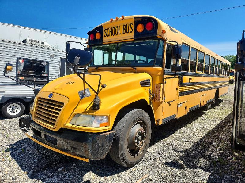2012 Blub VIN 1BAKGCPA3CF287320 COPART salvage auction — NORMAL WEAR, WI - CERTIFICATE OF TITLE, sold $2,000 on 2026-10-06 (photo 2)