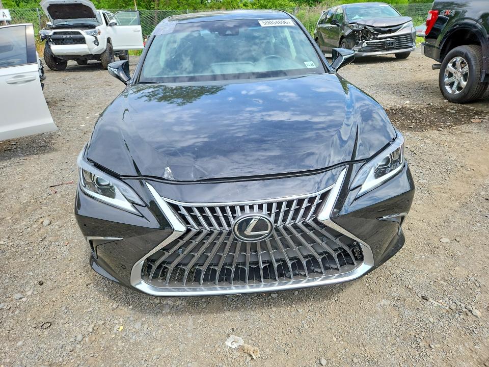 2024 Lexus ES VIN 58ADZ1B18RU171141 COPART salvage auction — REAR END, Nj - Cert Of Title-Salvage, sold $13,800 on 2026-08-24 (photo 5)