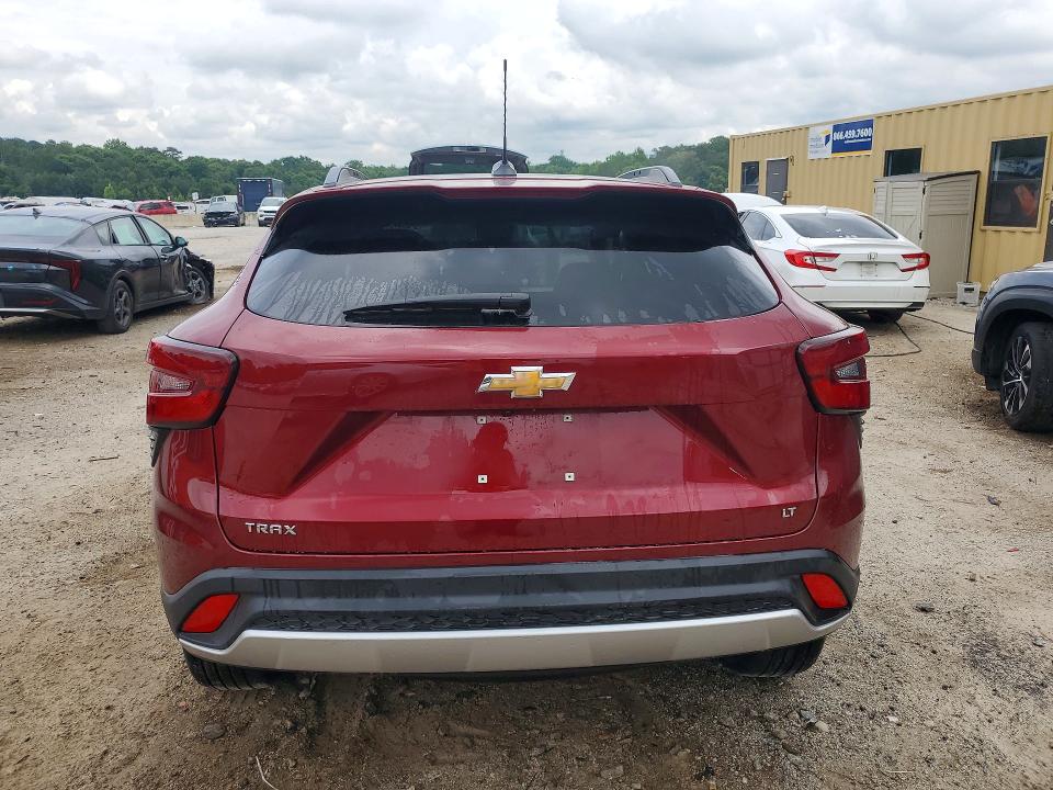 2025 Chevrolet Trax VIN KL77LHEP3SC230043 COPART salvage auction — SIDE, VA - CERT OF TITLE - SALVAGE, sold $1,500 on 2026-07-21 (photo 6)