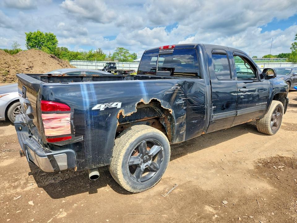 2009 Chevrolet Silverado VIN 1GCEK29059Z162942 COPART salvage auction — REAR END, Oh - Certificate Of Title, sold $625 on 2026-07-22 (photo 3)