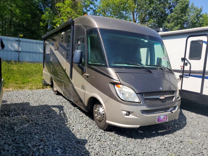 2011 Winnibago VIN WDAPF4CA1A9459904 — COPART salvage auction photo