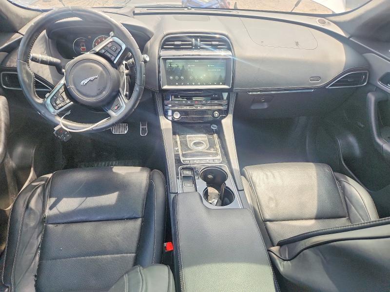 2017 Jaguar F-pace VIN SADCM2BV8HA075500 COPART salvage auction — SIDE, Mo - Dealer Only Clean Title, sold $2,000 on 2026-07-02 (photo 8)