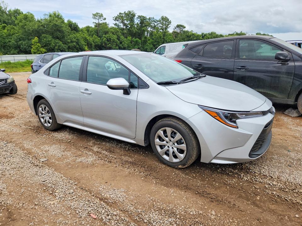 2026 Toyota Corolla VIN 5YFB4MDE3TP435129 COPART salvage auction — WATER/FLOOD, AL - CERT OF TITLE-FLOOD SALVAGE, sold $2,950 on 2026-07-28 (photo 4)
