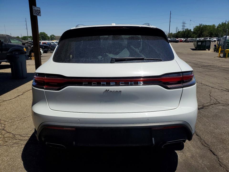 2022 Porsche Macan VIN WP1AA2A51NLB07666 COPART salvage auction — FRONT END, Co - Public - Salvage Title, sold $675 on 2026-07-21 (photo 6)