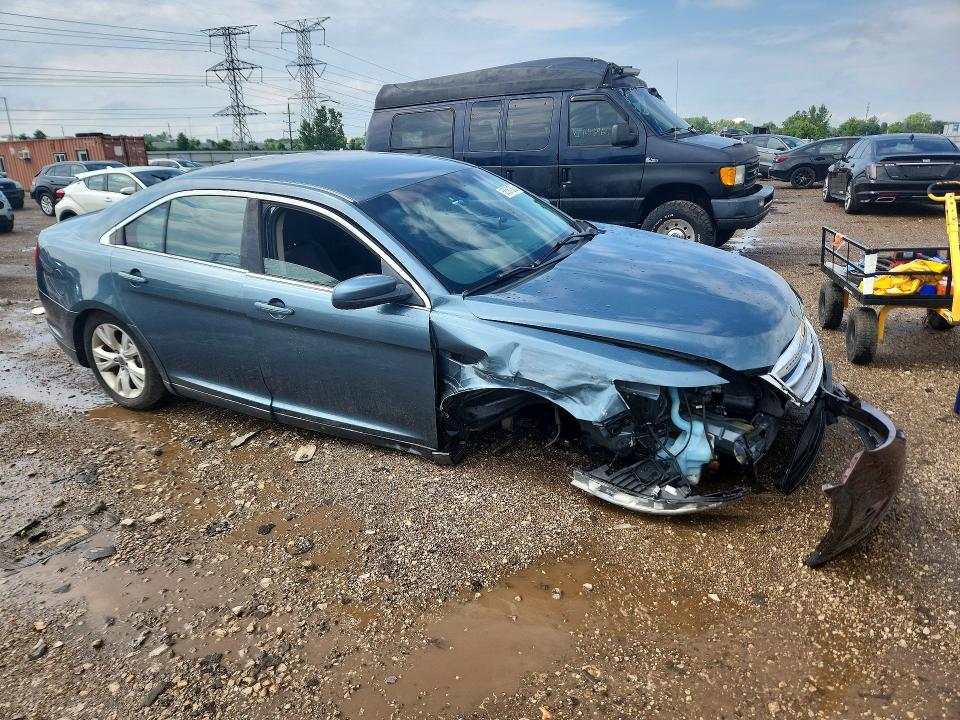 2010 Ford Taurus VIN 1FAHP2EW3AG148035 COPART salvage auction — FRONT END, Il - Salvage Certificate, sold $300 on 2026-08-20 (photo 4)
