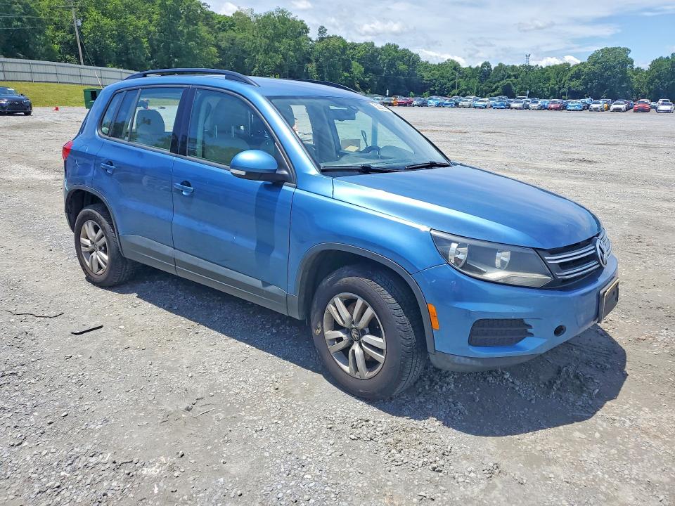 2017 Volkswagen Tiguan VIN WVGBV7AX6HK027360 COPART salvage auction — SIDE, NC - SALVAGE CERTIFICATE OF TITLE, sold $600 on 2026-08-12 (photo 4)