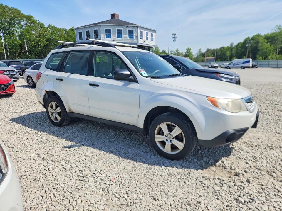 2011 Subaru Forester VIN JF2SHABC3BH737181 COPART salvage auction — NORMAL WEAR, Nh - Certificate Of Title, sold $525 on 2026-07-23 (photo 4)
