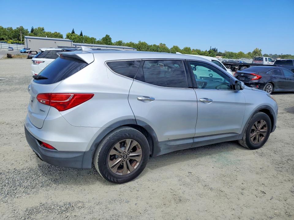 2015 Hyundai Santa fe VIN 5XYZT3LB1FG265543 COPART salvage auction — MINOR DENT/SCRATCHES, Fl - Dis/Dlr/Exp Only Clean Title, sold $650 on 2026-07-28 (photo 3)