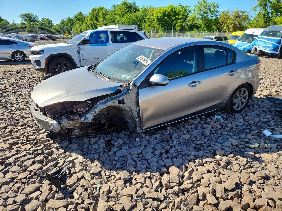 2011 Mazda 3 VIN JM1BL1UG5B1397537 COPART salvage auction — FRONT END, Pa - Certificate Of Salvage, sold $225 on 2026-07-06 (photo 1)