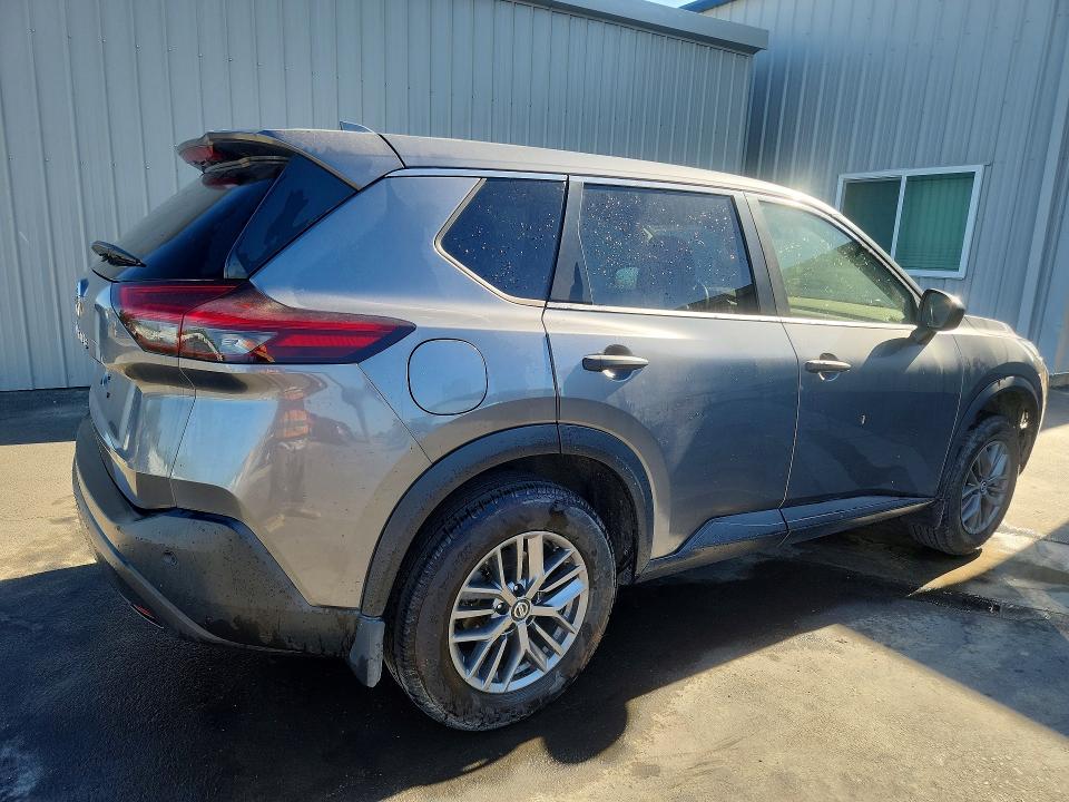 2021 Nissan Rogue sport VIN JN8AT3AA7MW014621 COPART salvage auction — MINOR DENT/SCRATCHES, Ca - Certificate Of Title, sold $11,700 on 2026-07-07 (photo 3)