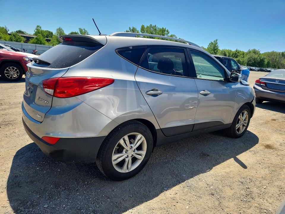 2012 Hyundai Tucson VIN KM8JUCAC8CU466741 COPART salvage auction — FRONT END, Ma - Cert Of Title-Reconstrctd Coll, sold $800 on 2026-07-15 (photo 3)