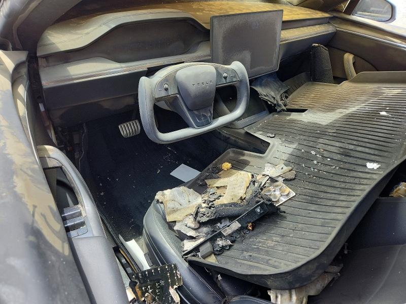 2021 Tesla Model s VIN 5YJSA1E61MF453043 COPART salvage auction — BURN, CA - SALVAGE CERTIFICATE, sold $350 on 2026-07-31 (photo 8)